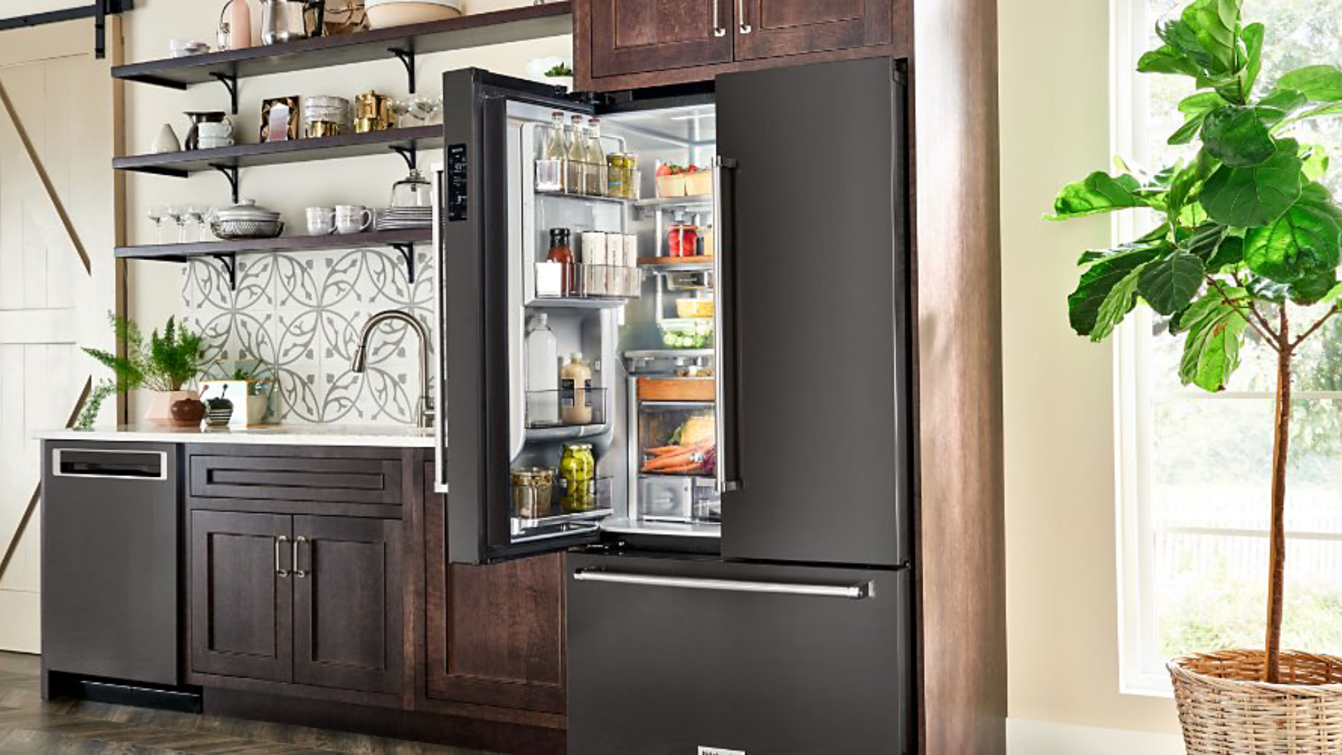 SingleDoor vs DoubleDoor Refrigerators AC GHAR